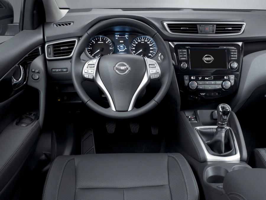  Nissan Qashqai 2014 года  (фото 17 из 64)